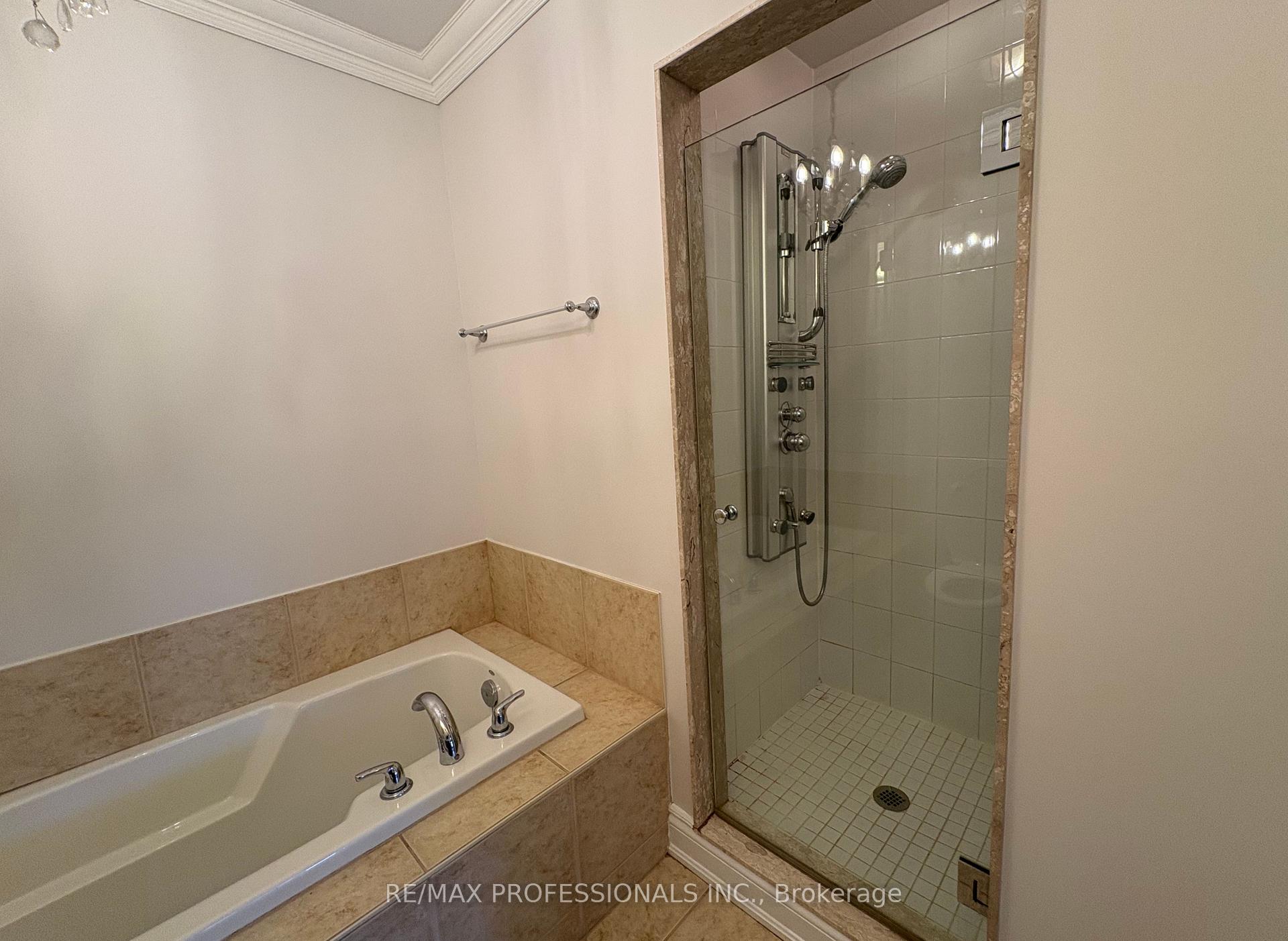 Photo 14 of Unit 12, 120 Bronte Road, Oakville, Bronte — HOMEH