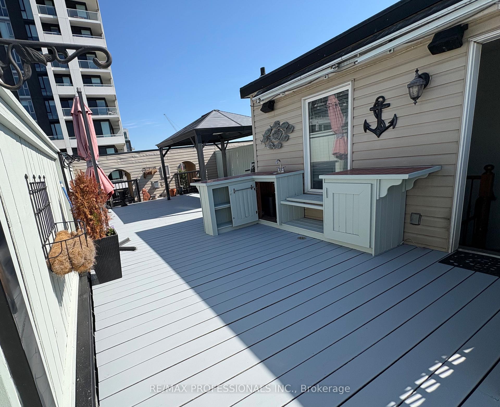 Photo 18 of Unit 12, 120 Bronte Road, Oakville, Bronte — HOMEH
