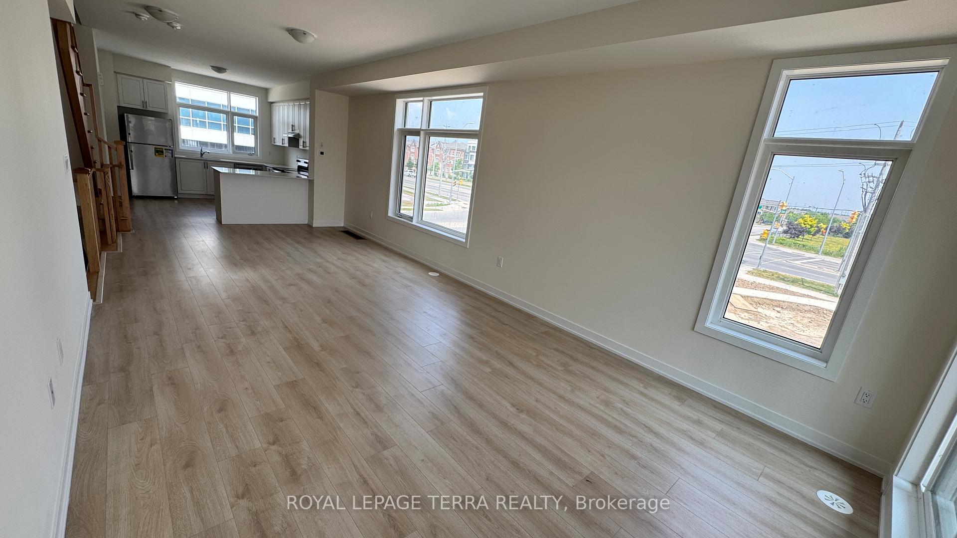 Photo 7 of Unit 111, 1695 Dersan Street, Pickering, Duffin Heights — HOMEH