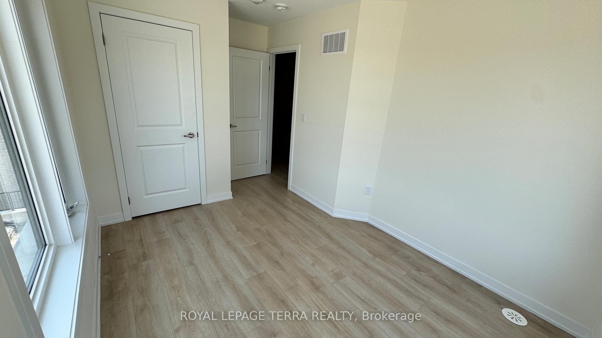 Photo 12 of Unit 111, 1695 Dersan Street, Pickering, Duffin Heights — HOMEH