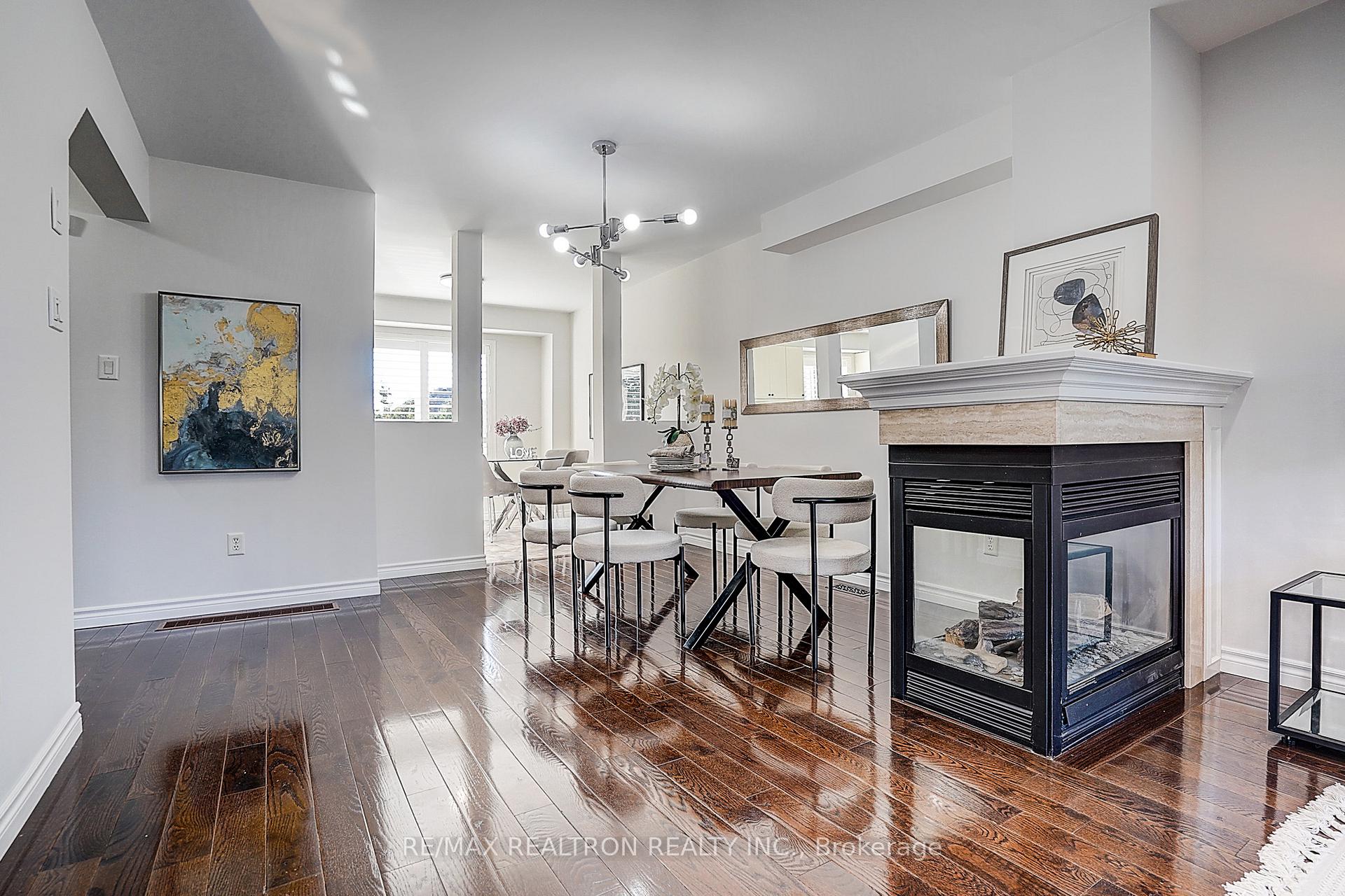 Photo 8 of 2543 Gill Crescent, Oakville, River Oaks — HOMEH