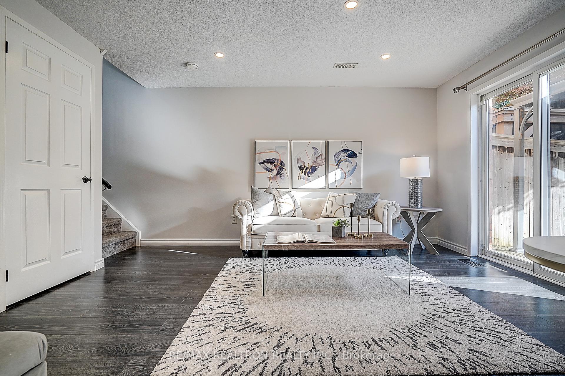 Photo 36 of 2543 Gill Crescent, Oakville, River Oaks — HOMEH