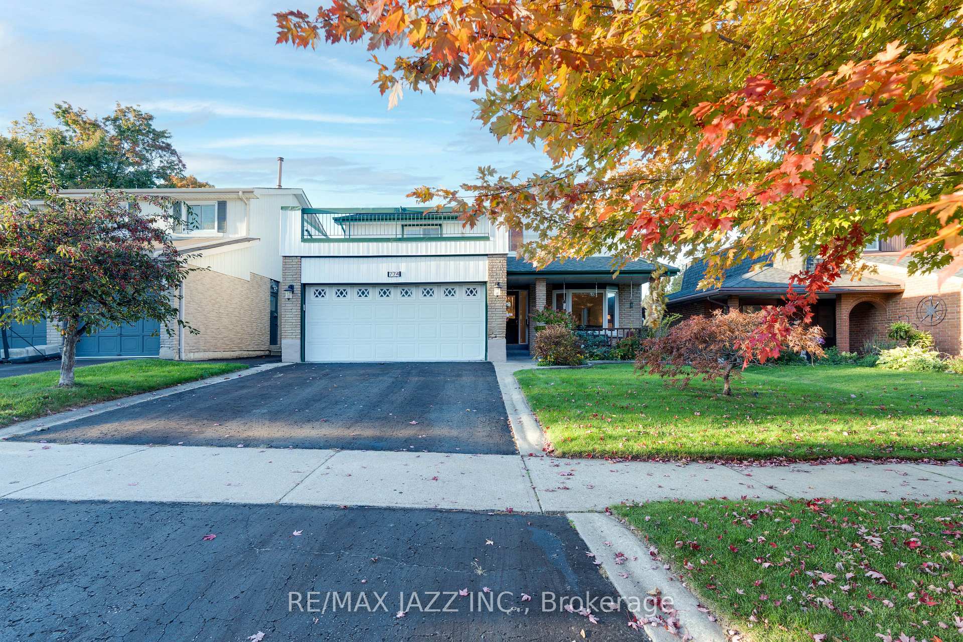 Photo 1 of 774 Millbank Road, Pickering, Amberlea — HOMEH
