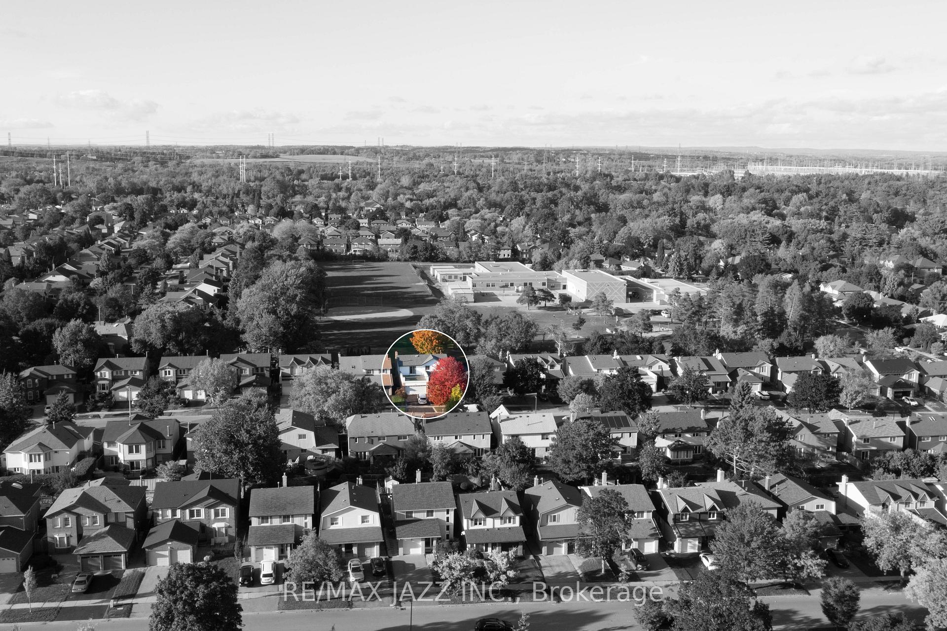 Photo 3 of 774 Millbank Road, Pickering, Amberlea — HOMEH