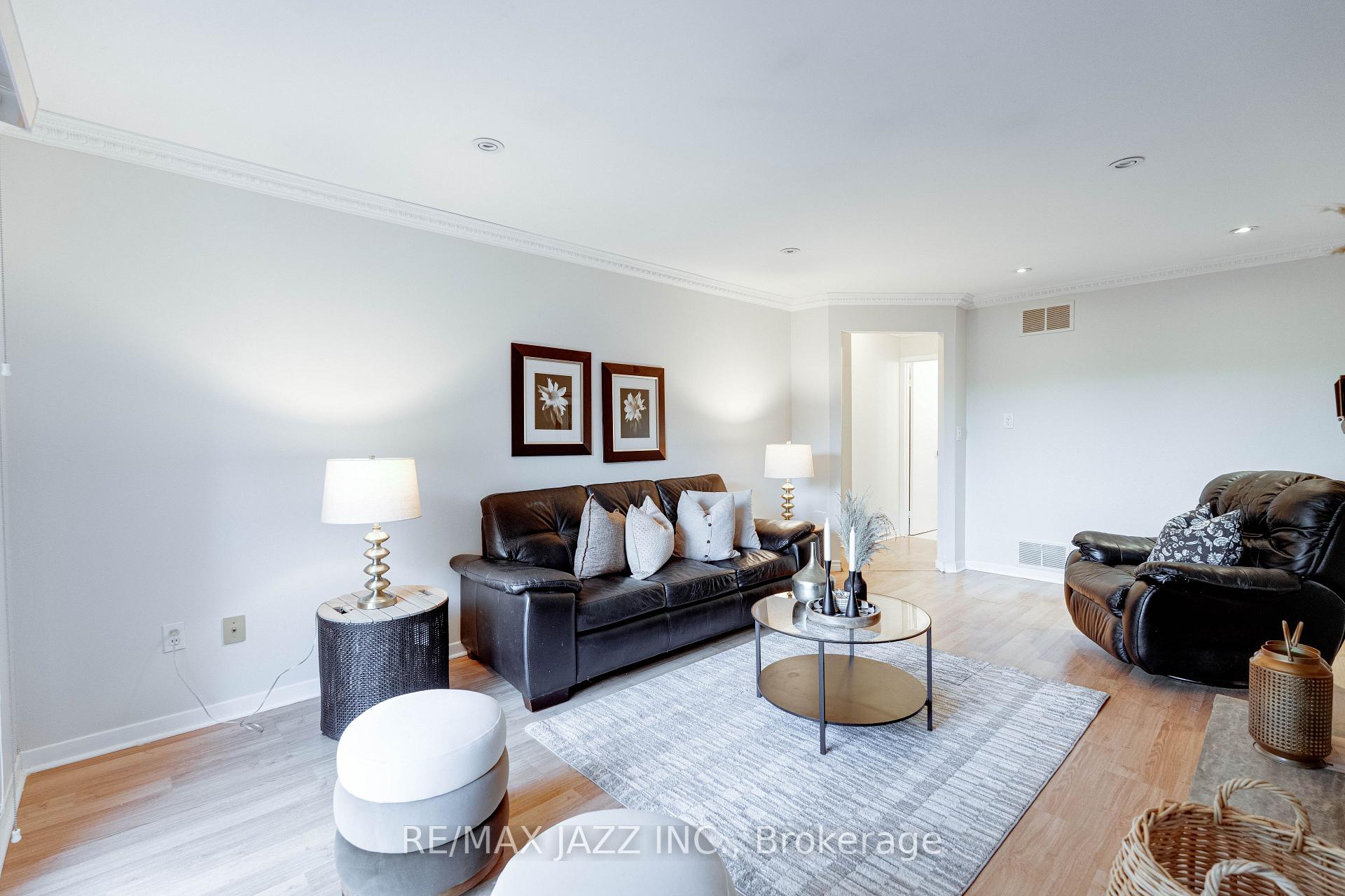 Photo 13 of 774 Millbank Road, Pickering, Amberlea — HOMEH
