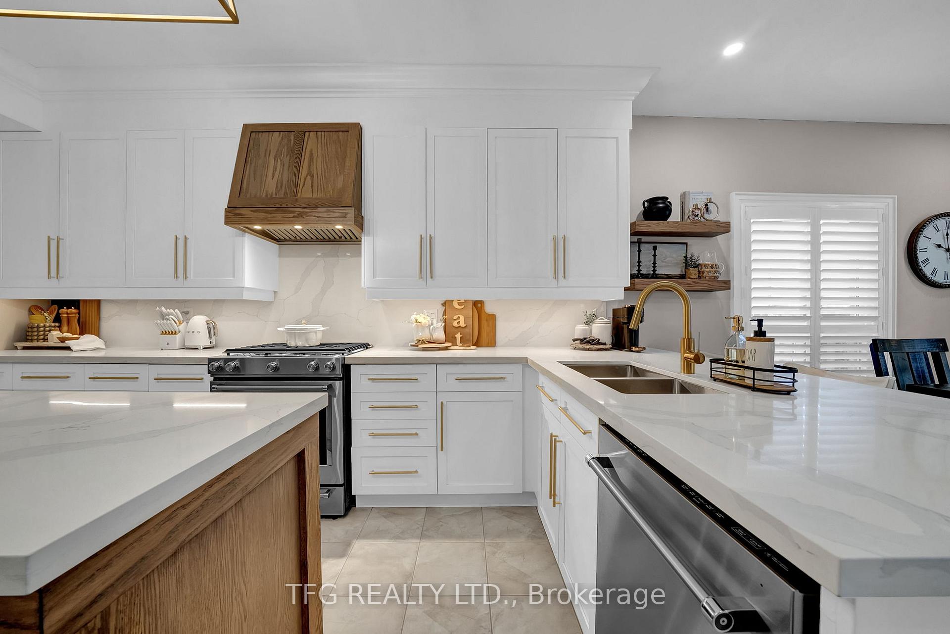 Photo 18 of 1007 Coldstream Drive, Oshawa, Taunton — HOMEH