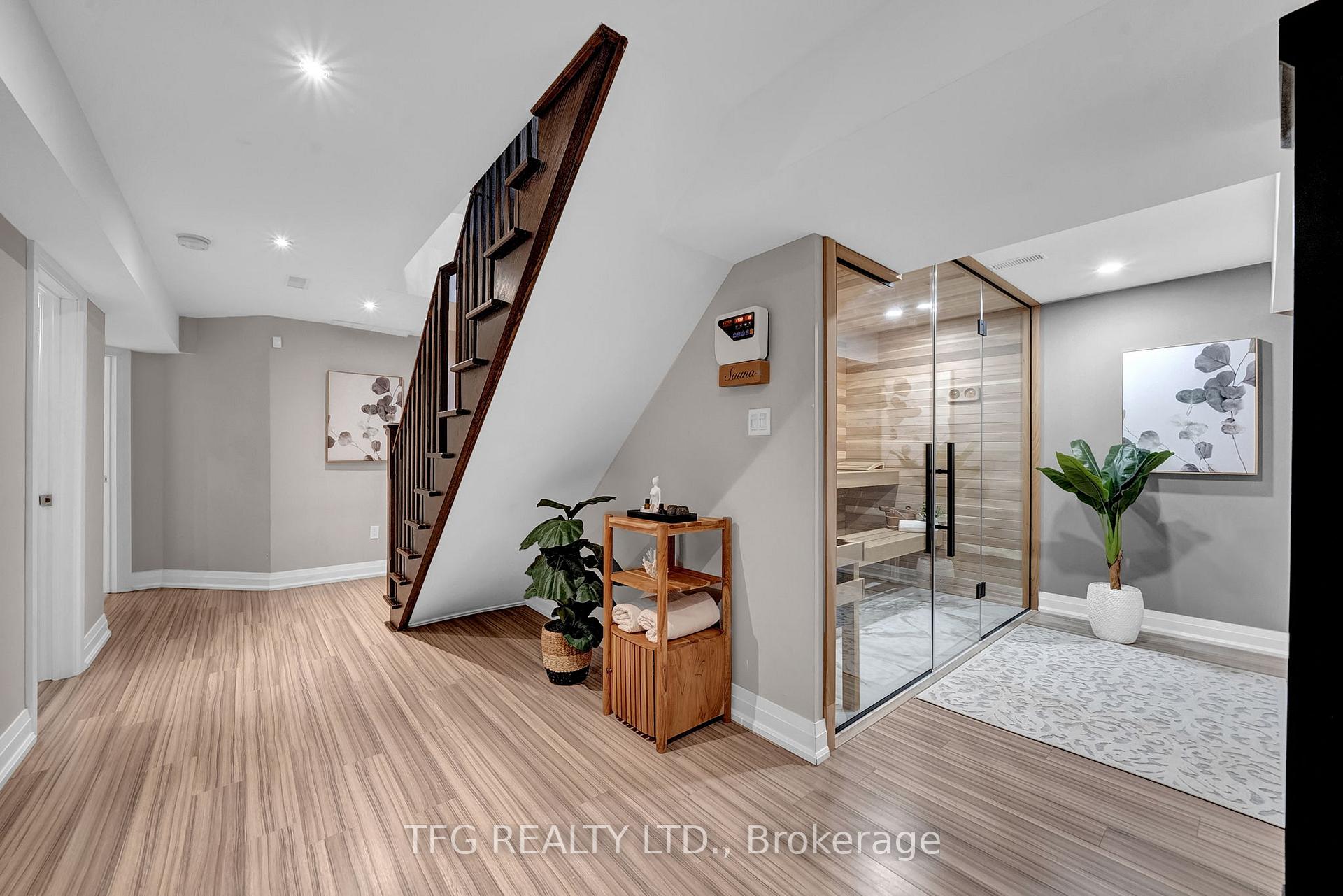 Photo 37 of 1007 Coldstream Drive, Oshawa, Taunton — HOMEH