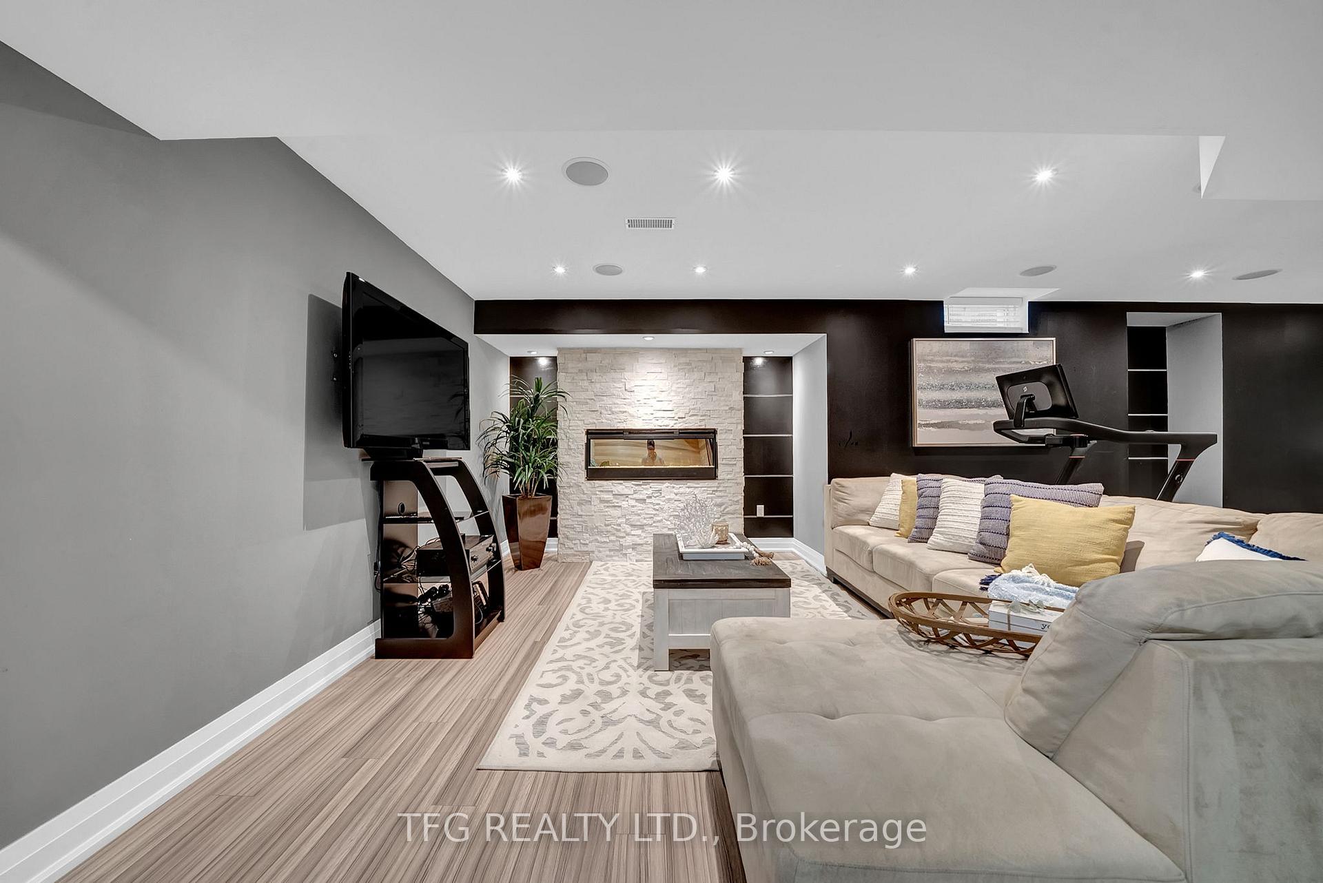 Photo 41 of 1007 Coldstream Drive, Oshawa, Taunton — HOMEH