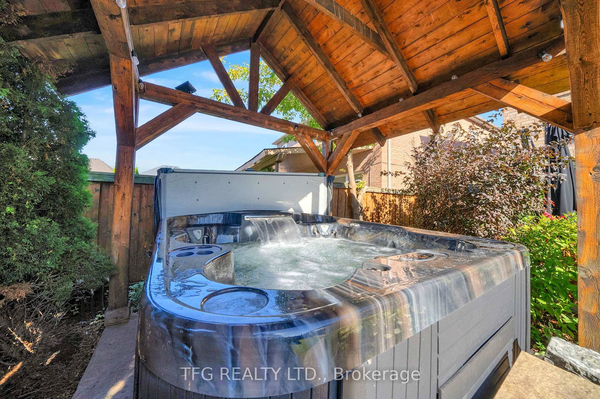 Photo 43 of 1007 Coldstream Drive, Oshawa, Taunton — HOMEH