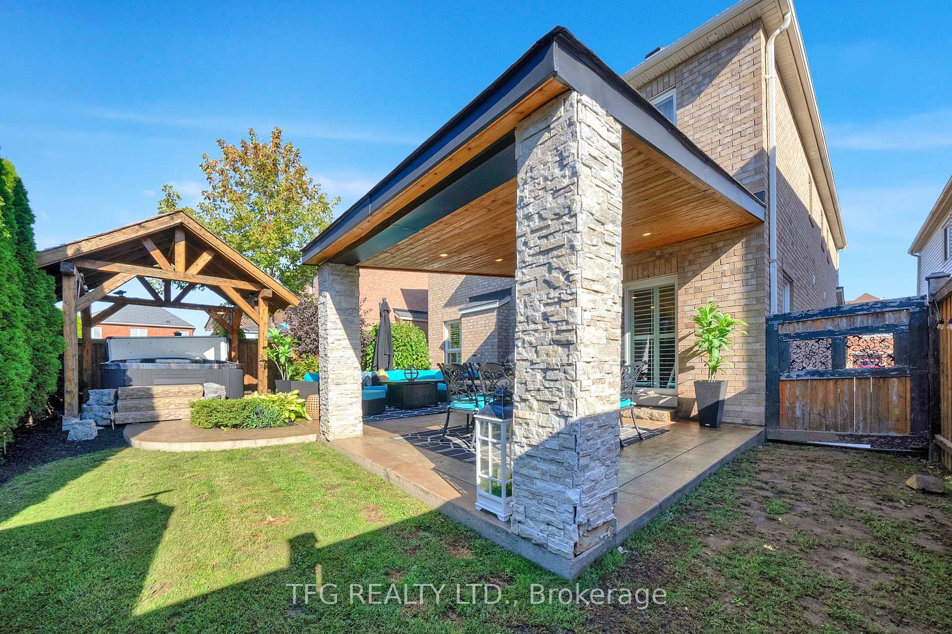 Photo 46 of 1007 Coldstream Drive, Oshawa, Taunton — HOMEH