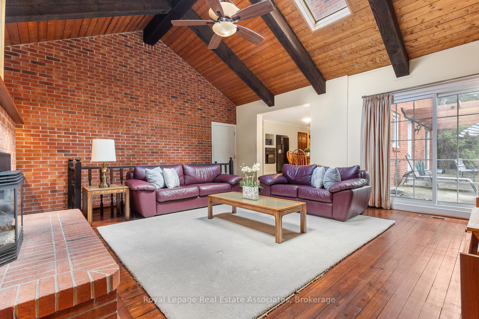 Photo 16 of 2235 Bennington Gate, Oakville, Ford — HOMEH