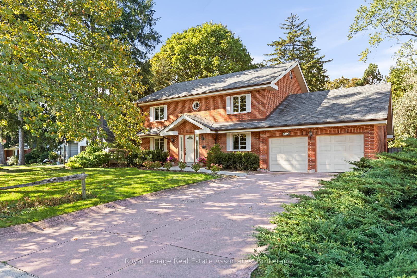 Photo 36 of 2235 Bennington Gate, Oakville, Ford — HOMEH