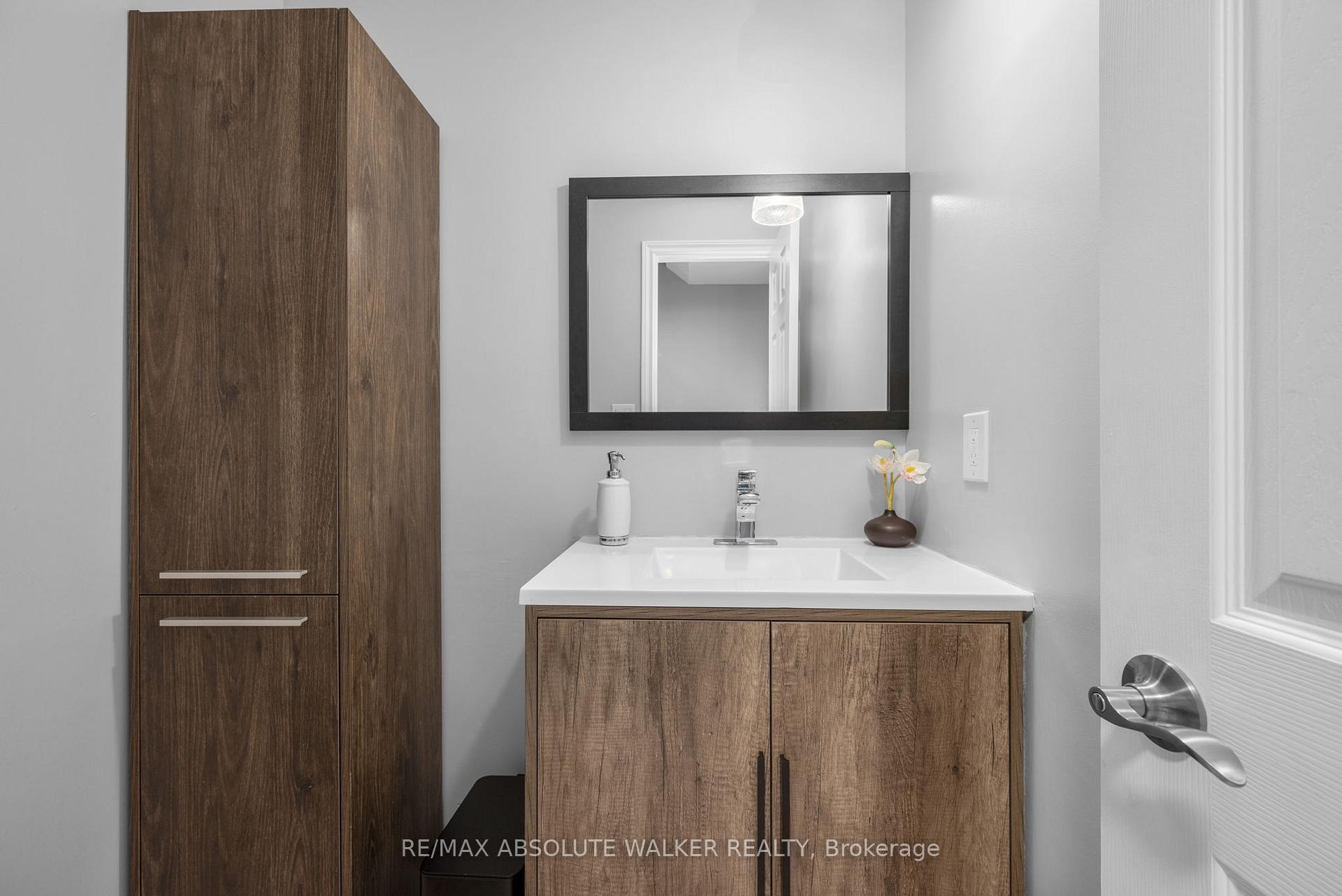 Photo 14 of 1444 Deavy Way, Ottawa, Bilberry Creek/Queenswood Heights — HOMEH