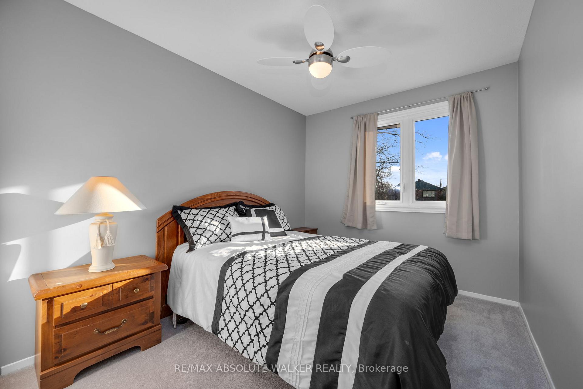 Photo 19 of 1444 Deavy Way, Ottawa, Bilberry Creek/Queenswood Heights — HOMEH