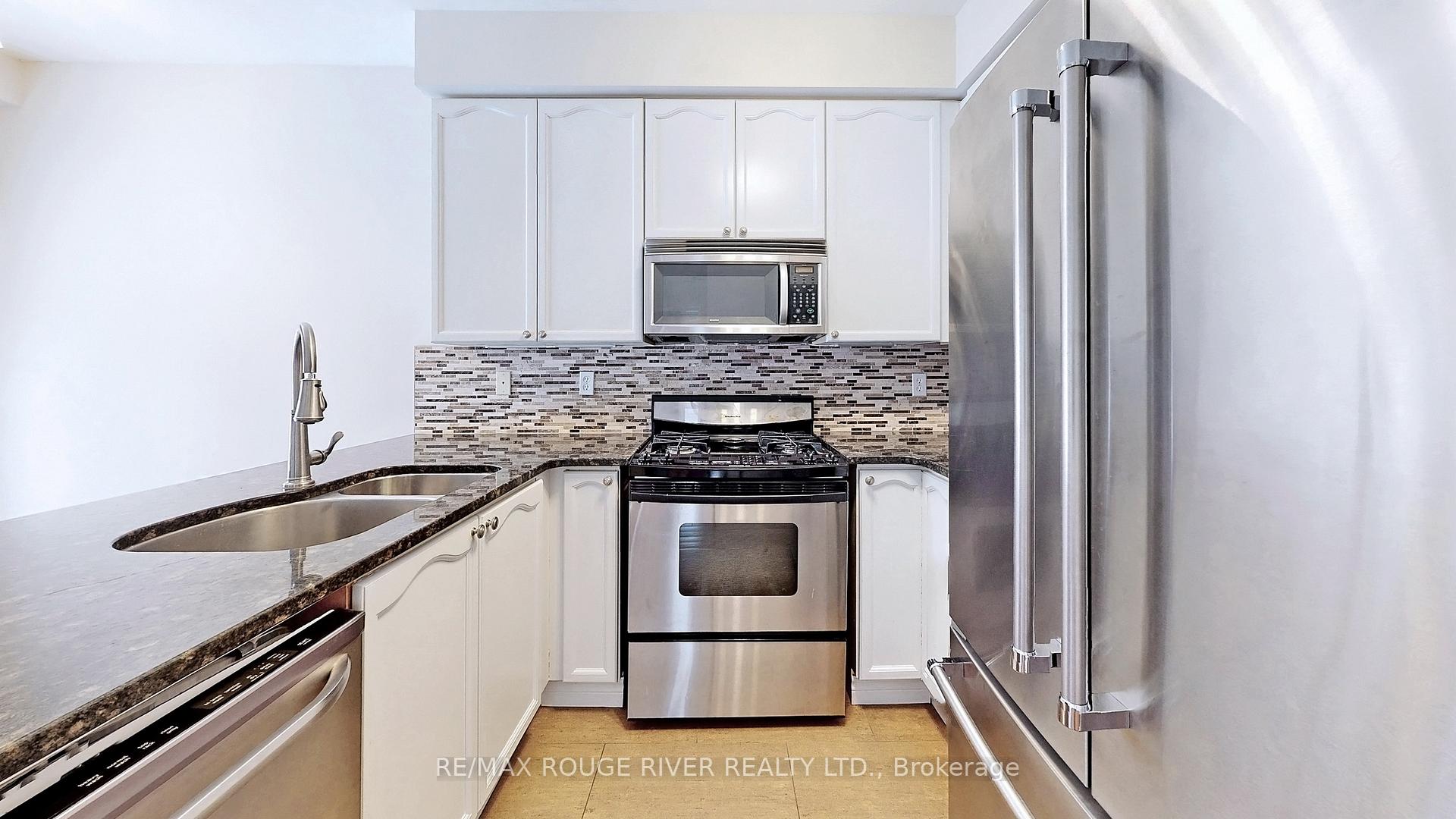 Photo 8 of 913 Wingarden Crescent, Pickering, Dunbarton — HOMEH