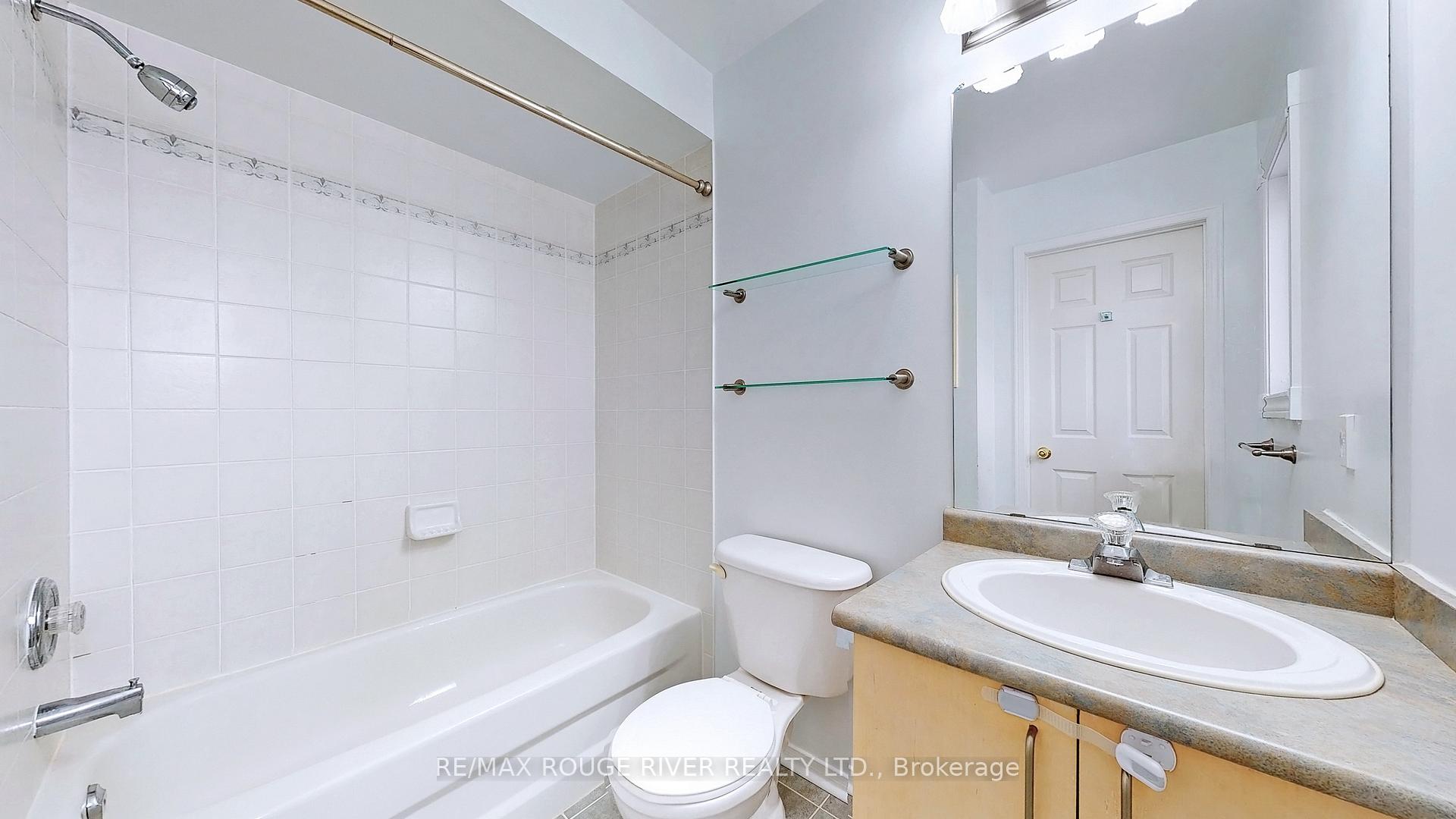 Photo 22 of 913 Wingarden Crescent, Pickering, Dunbarton — HOMEH