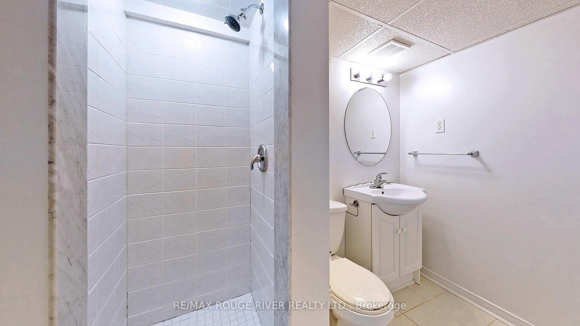Photo 27 of 913 Wingarden Crescent, Pickering, Dunbarton — HOMEH