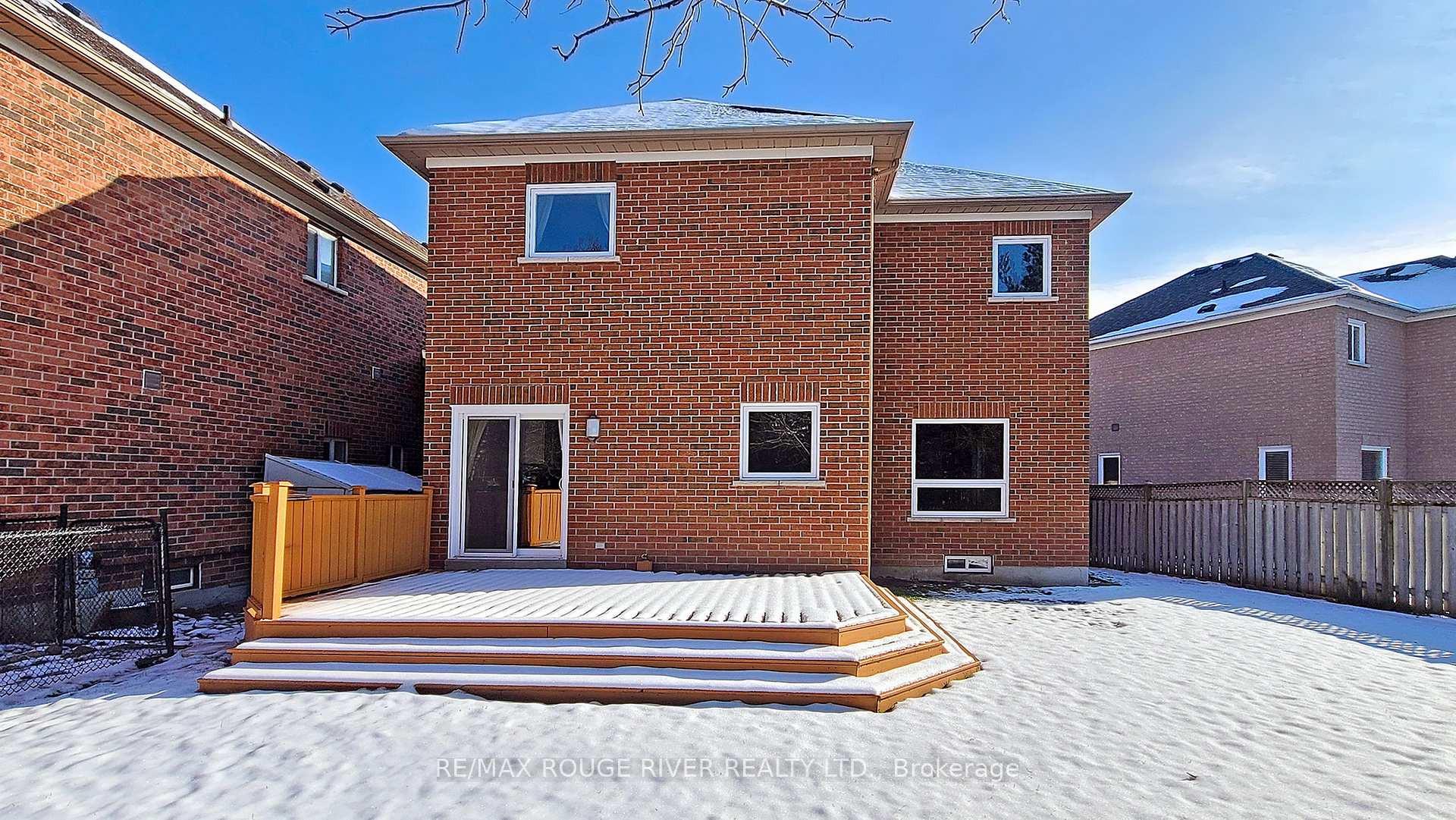 Photo 28 of 913 Wingarden Crescent, Pickering, Dunbarton — HOMEH