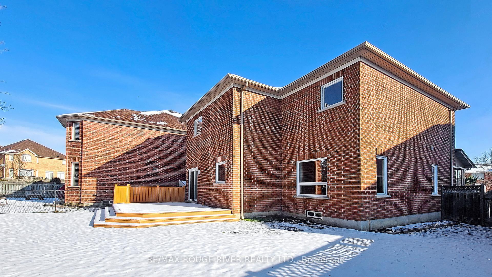 Photo 29 of 913 Wingarden Crescent, Pickering, Dunbarton — HOMEH