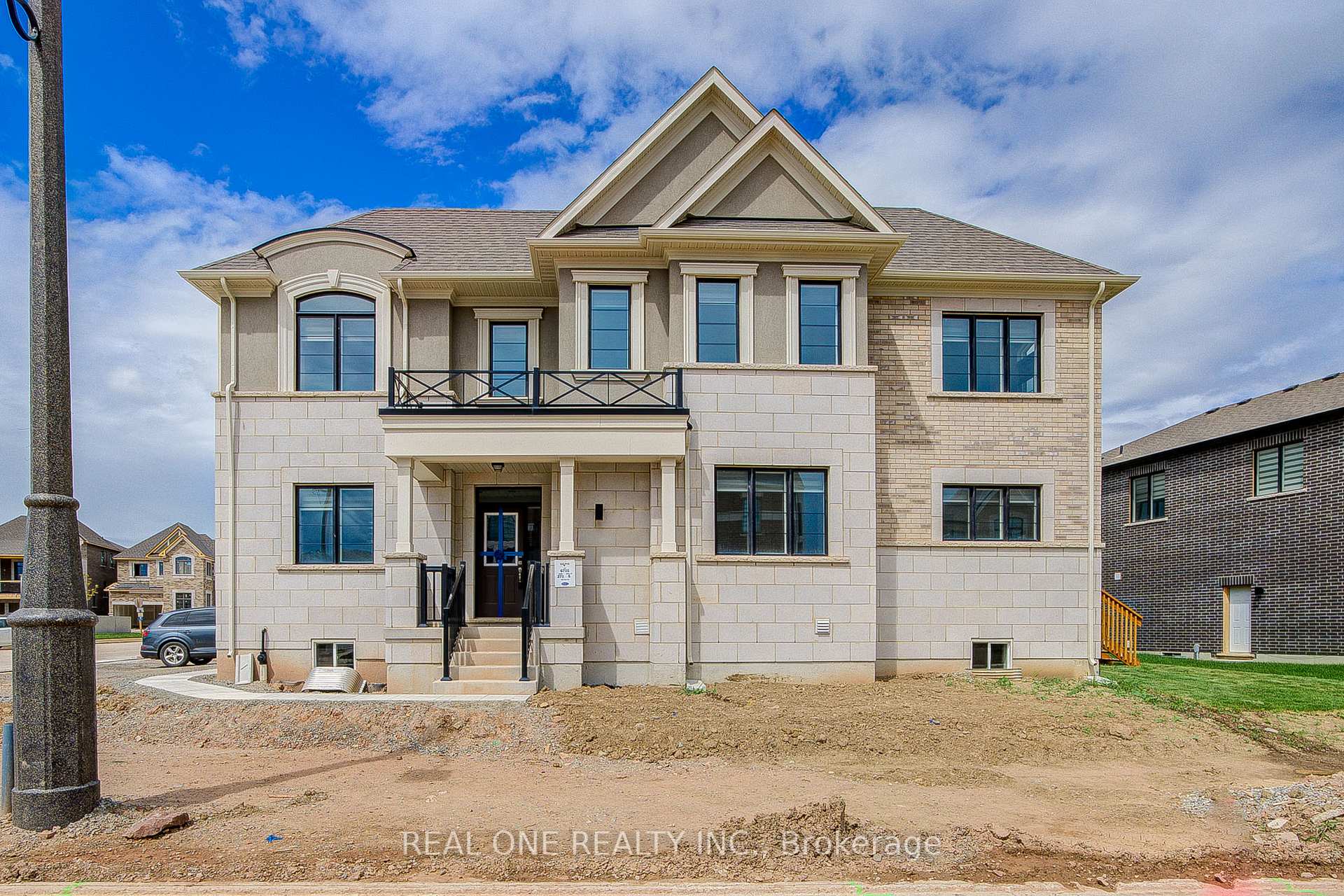 Photo 1 of 1201 Onyx Trail, Oakville, Joshua Meadows — HOMEH