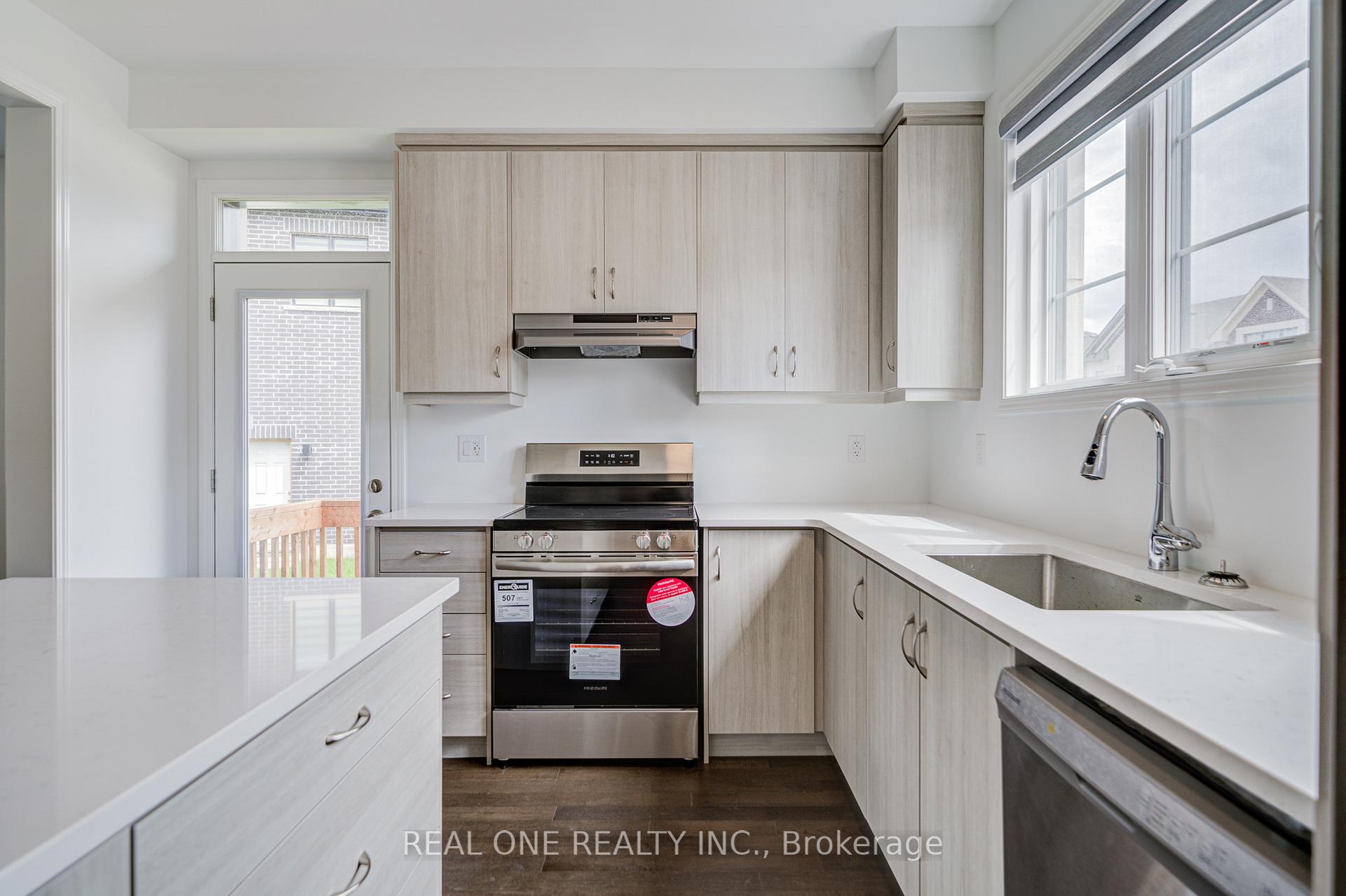 Photo 15 of 1201 Onyx Trail, Oakville, Joshua Meadows — HOMEH