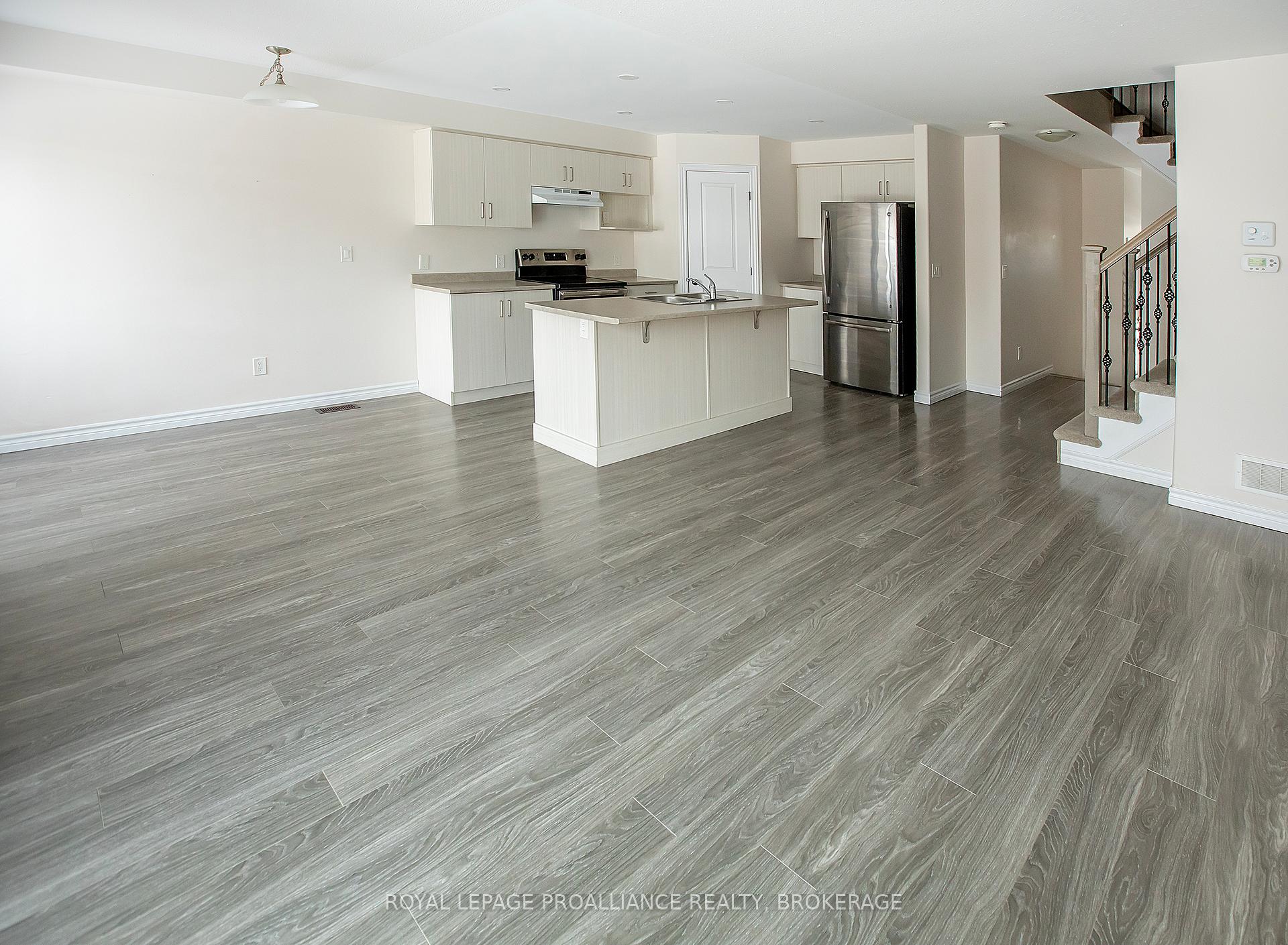 Photo 4 of 1458 Monarch Drive, Kingston, City Northwest — HOMEH