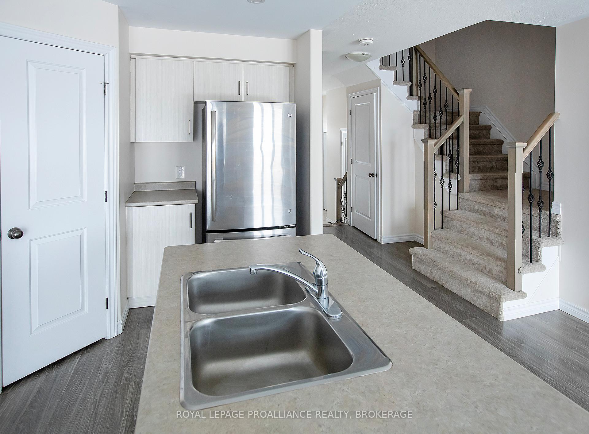 Photo 7 of 1458 Monarch Drive, Kingston, City Northwest — HOMEH