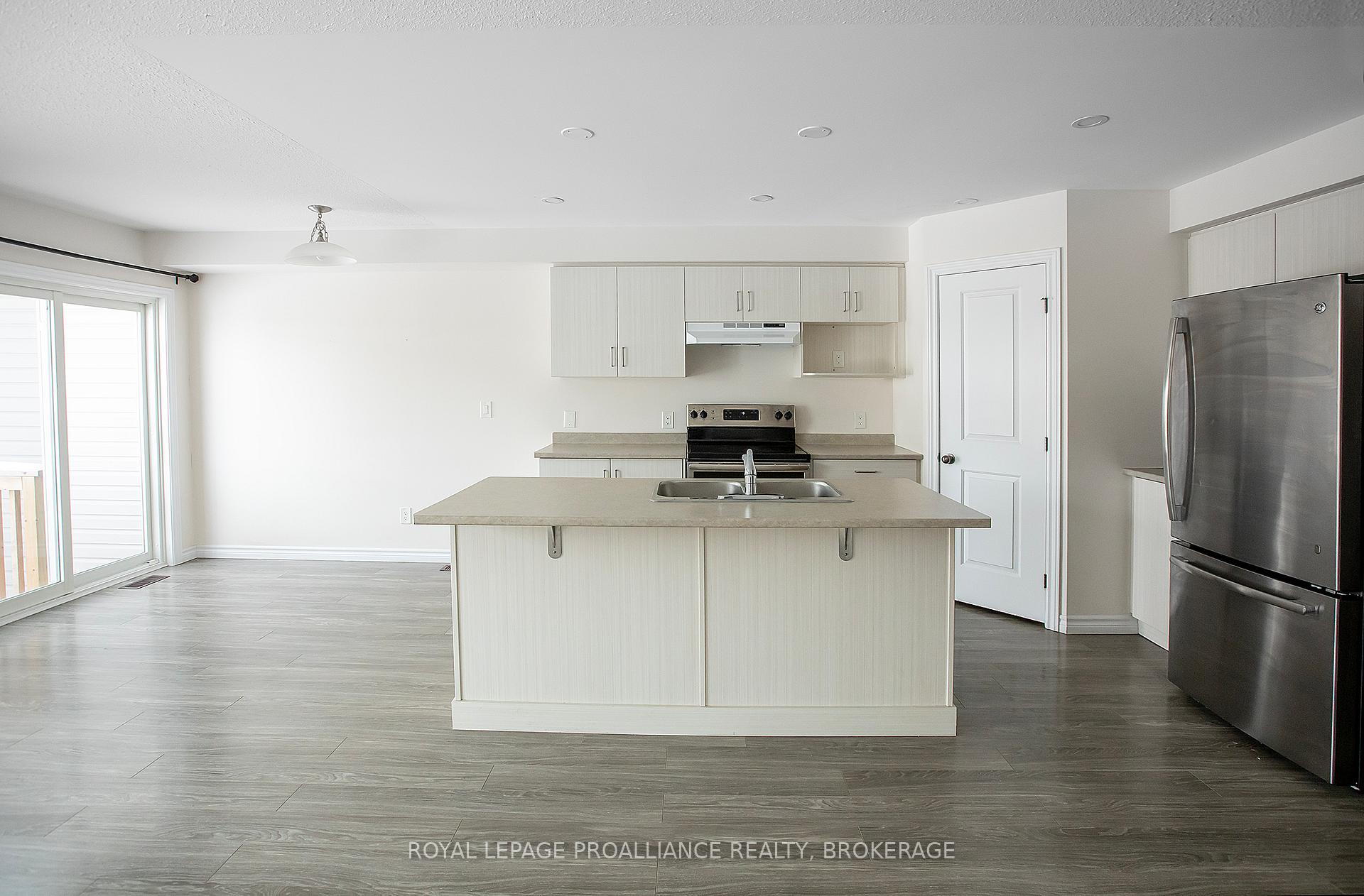 Photo 9 of 1458 Monarch Drive, Kingston, City Northwest — HOMEH