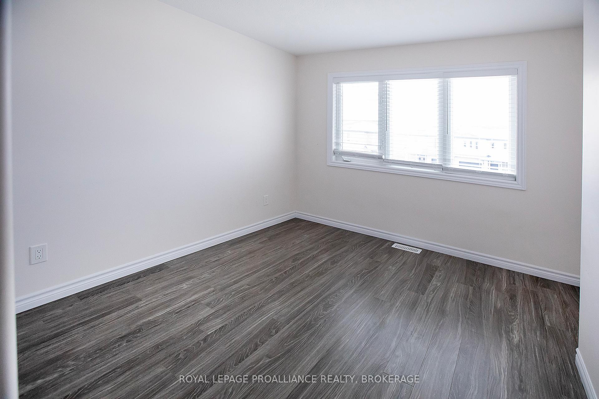 Photo 18 of 1458 Monarch Drive, Kingston, City Northwest — HOMEH