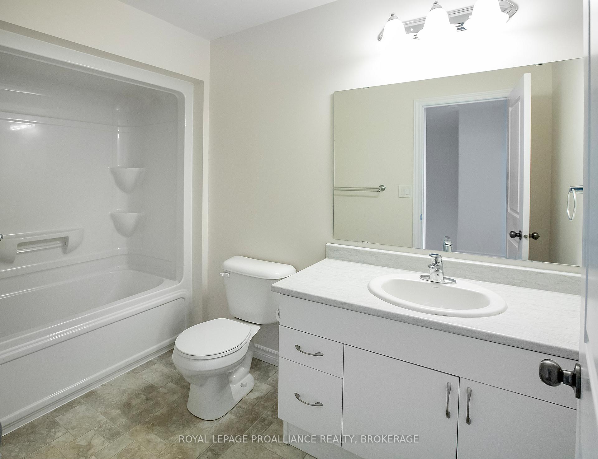 Photo 20 of 1458 Monarch Drive, Kingston, City Northwest — HOMEH