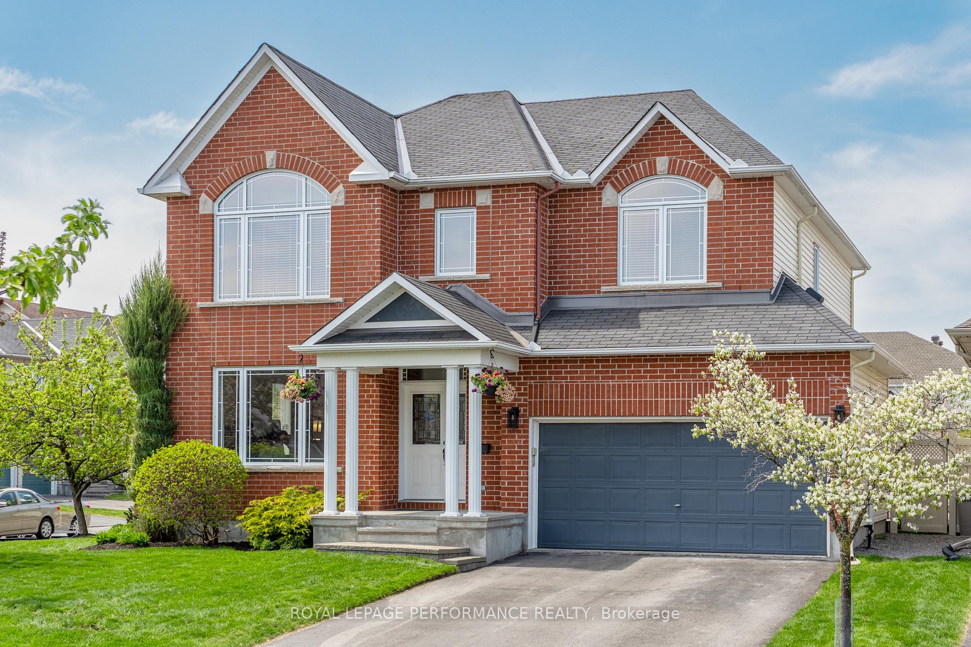 Photo 2 of 355 Goldenbrook Way, Ottawa, Avalon East — HOMEH