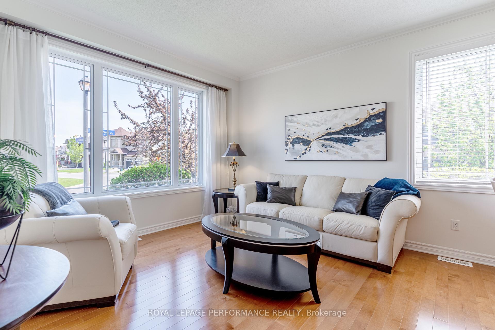 Photo 6 of 355 Goldenbrook Way, Ottawa, Avalon East — HOMEH