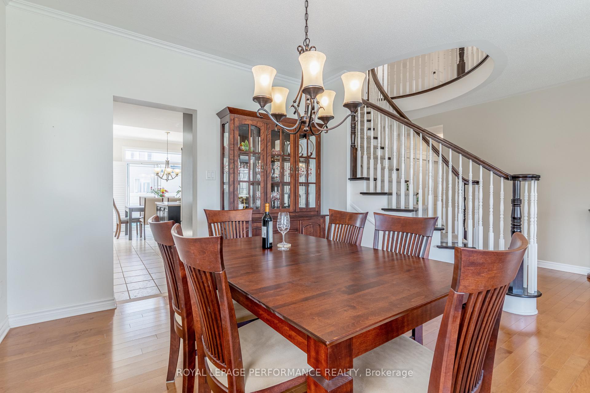 Photo 10 of 355 Goldenbrook Way, Ottawa, Avalon East — HOMEH