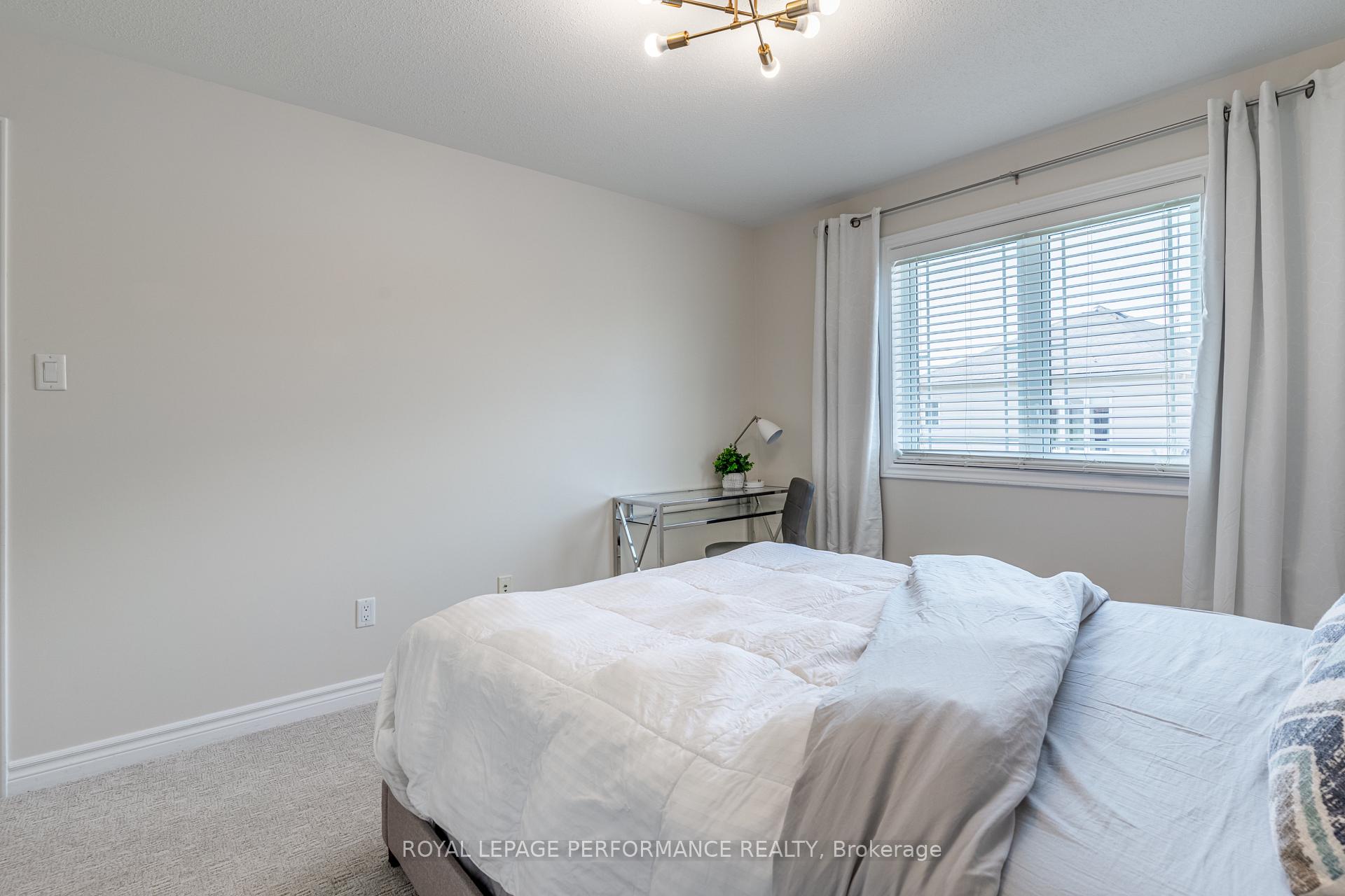 Photo 26 of 355 Goldenbrook Way, Ottawa, Avalon East — HOMEH
