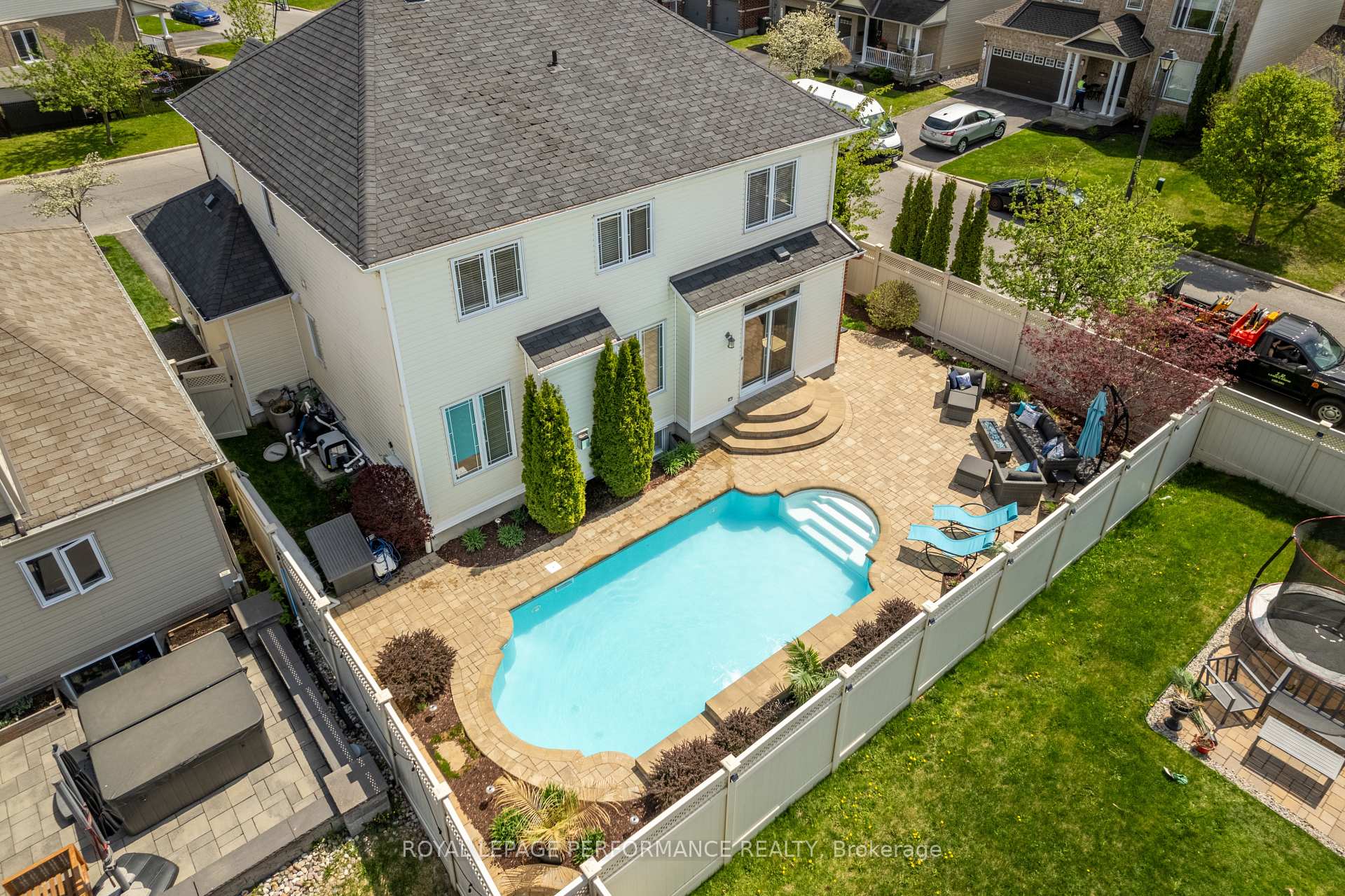 Photo 42 of 355 Goldenbrook Way, Ottawa, Avalon East — HOMEH