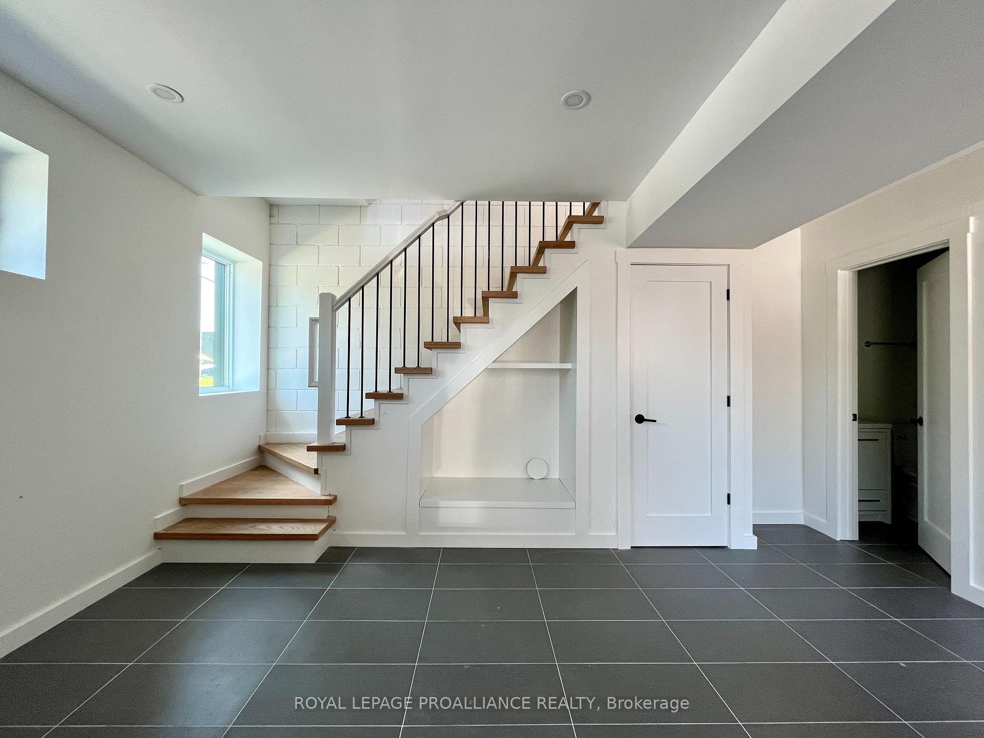 Photo 4 of 34 Cavan Street, Port Hope — HOMEH