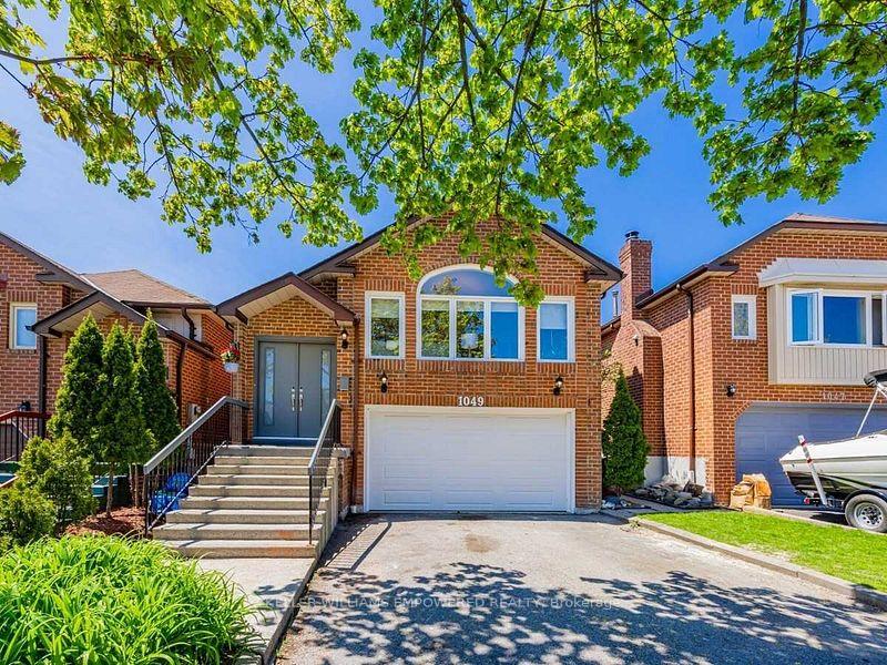 Photo 1 of Unit Basement Apartment, 1049 Longbow Drive, Pickering, Liverpool — HOMEH