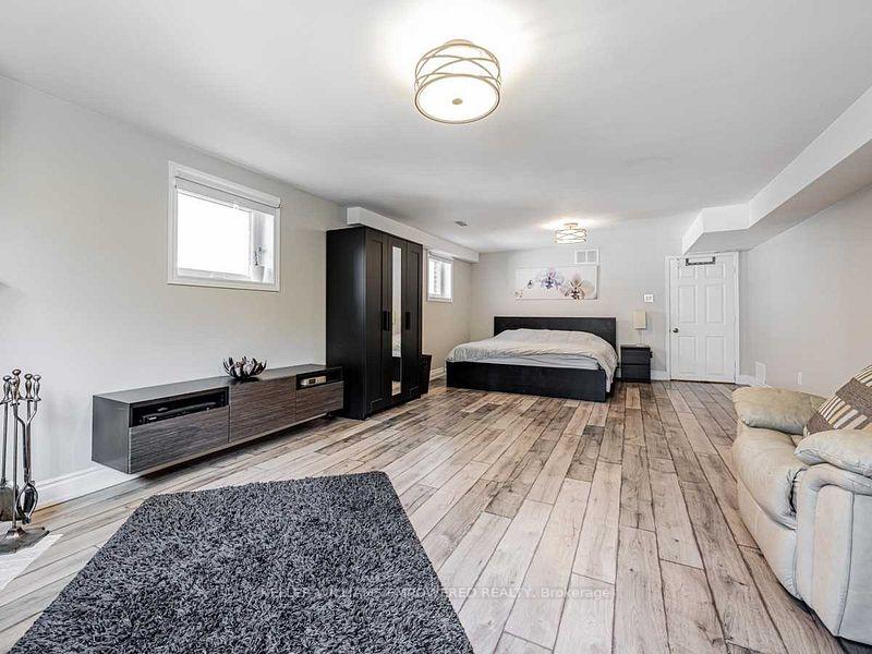 Photo 3 of Unit Basement Apartment, 1049 Longbow Drive, Pickering, Liverpool — HOMEH