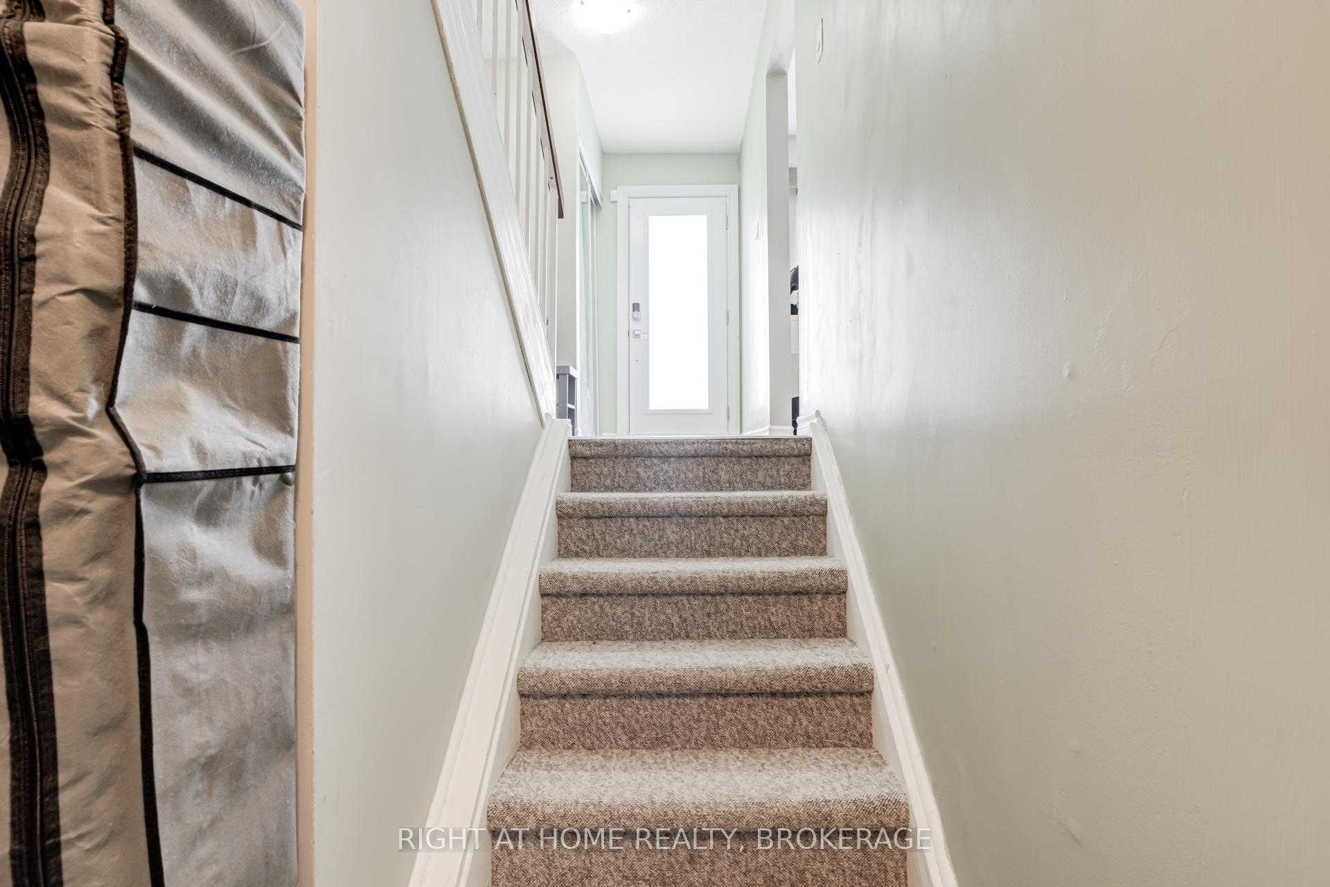 Photo 23 of 703 Briar Crescent, Milton, Dorset Park — HOMEH
