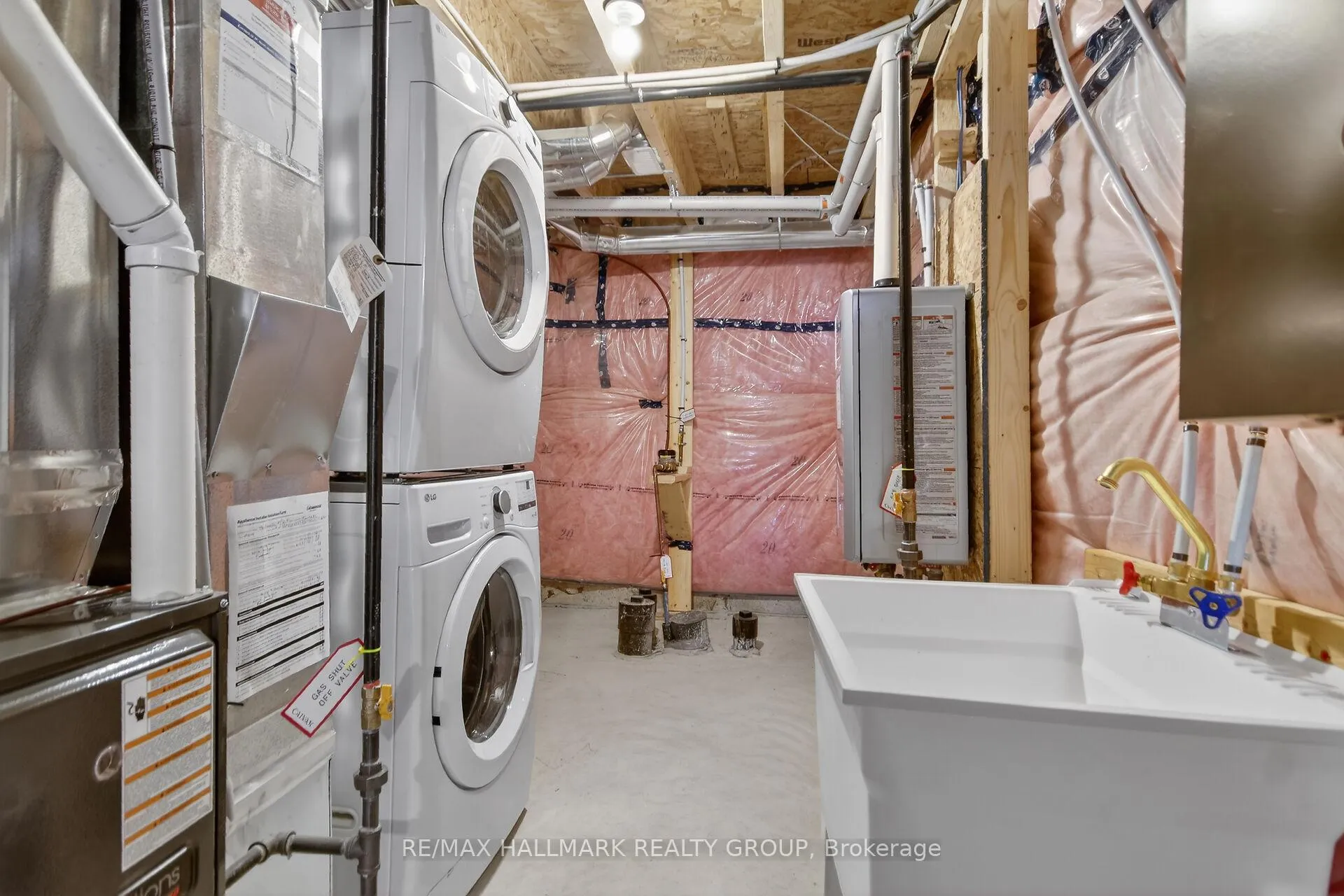 Photo 25 of 536 Promontory Place, Ottawa, Barrhaven - Half Moon Bay — HOMEH