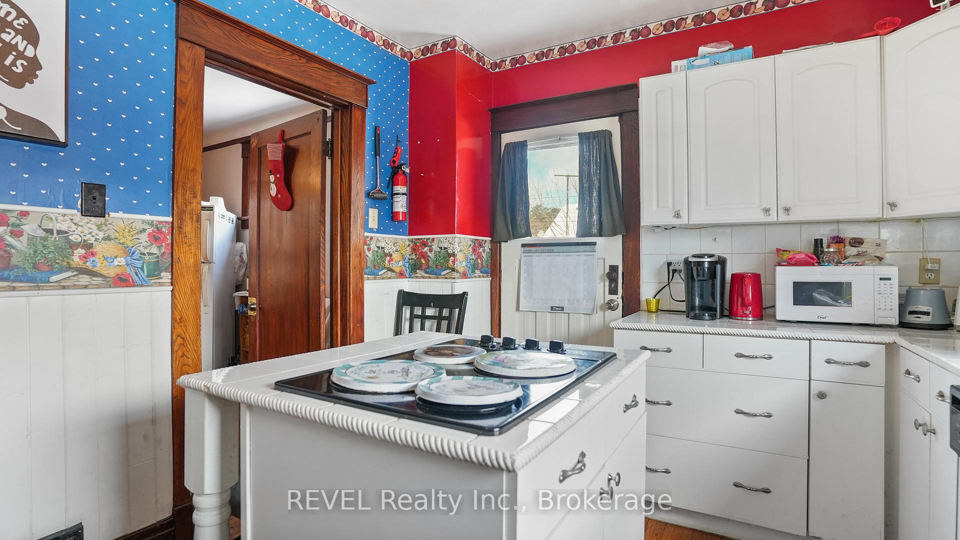 Photo 5 of 5449 Morrison Street, Niagara Falls, Cherrywood — HOMEH