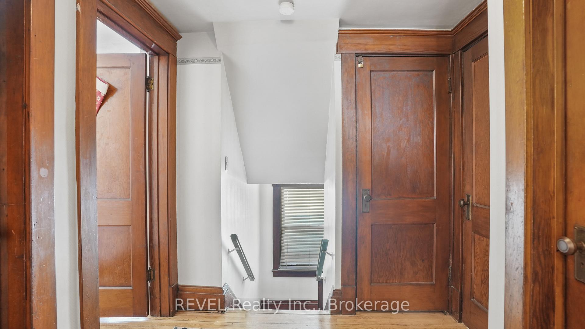 Photo 7 of 5449 Morrison Street, Niagara Falls, Cherrywood — HOMEH