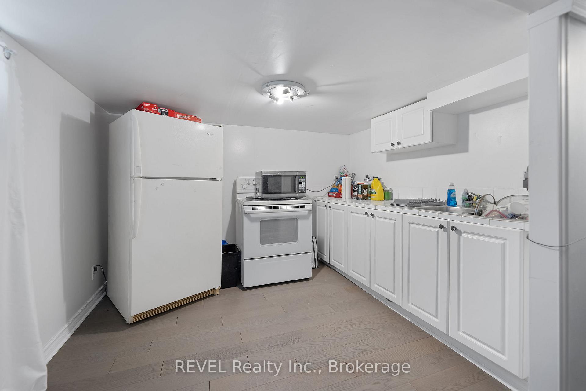 Photo 20 of 5449 Morrison Street, Niagara Falls, Cherrywood — HOMEH
