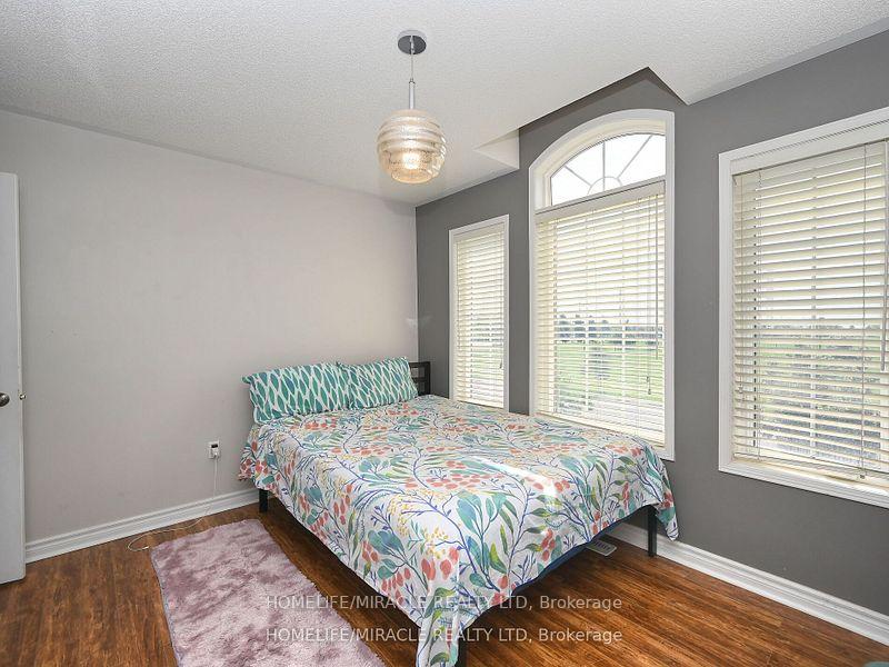 Photo 24 of 971 Kennedy Circle, Milton, Coates — HOMEH