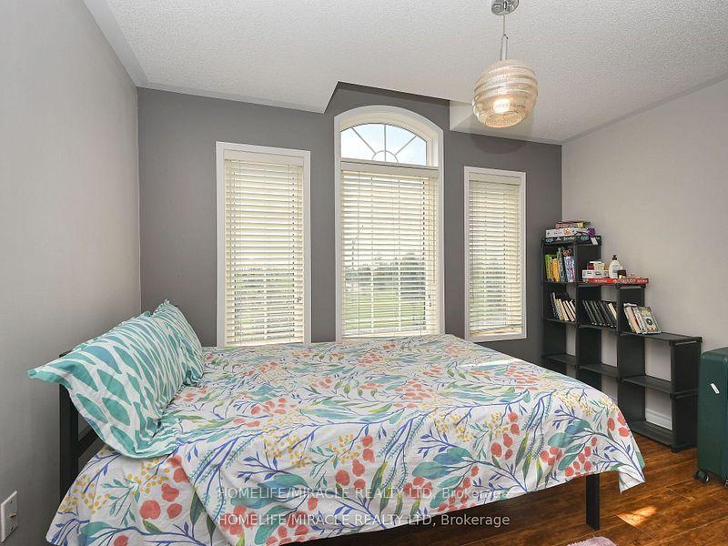 Photo 25 of 971 Kennedy Circle, Milton, Coates — HOMEH