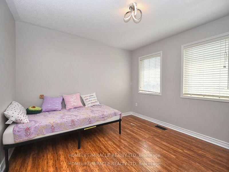 Photo 26 of 971 Kennedy Circle, Milton, Coates — HOMEH