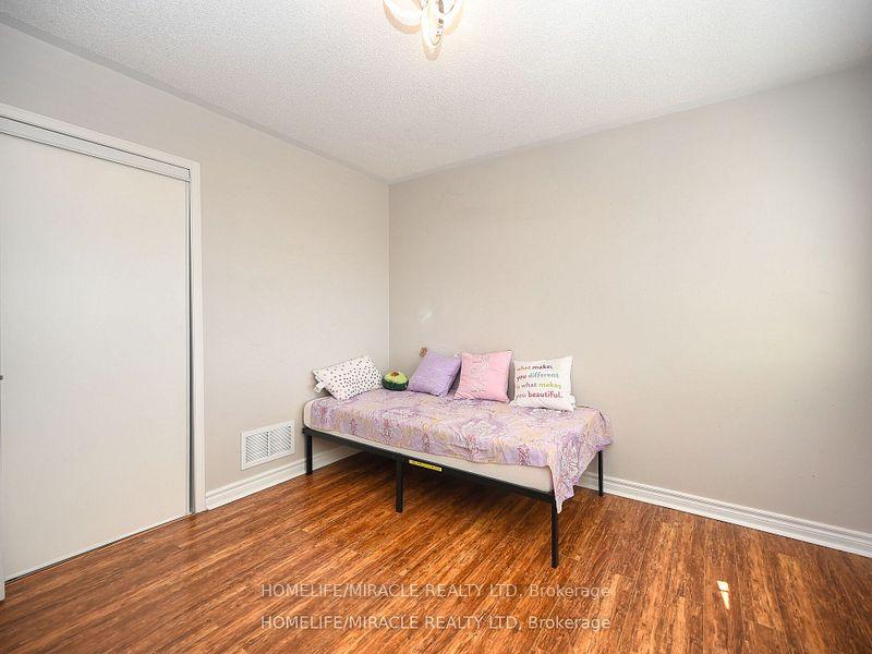 Photo 28 of 971 Kennedy Circle, Milton, Coates — HOMEH