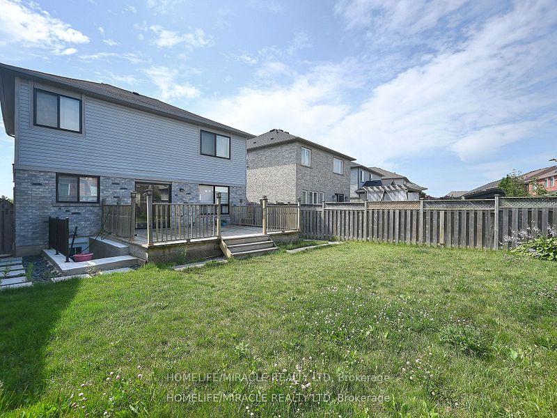 Photo 35 of 971 Kennedy Circle, Milton, Coates — HOMEH