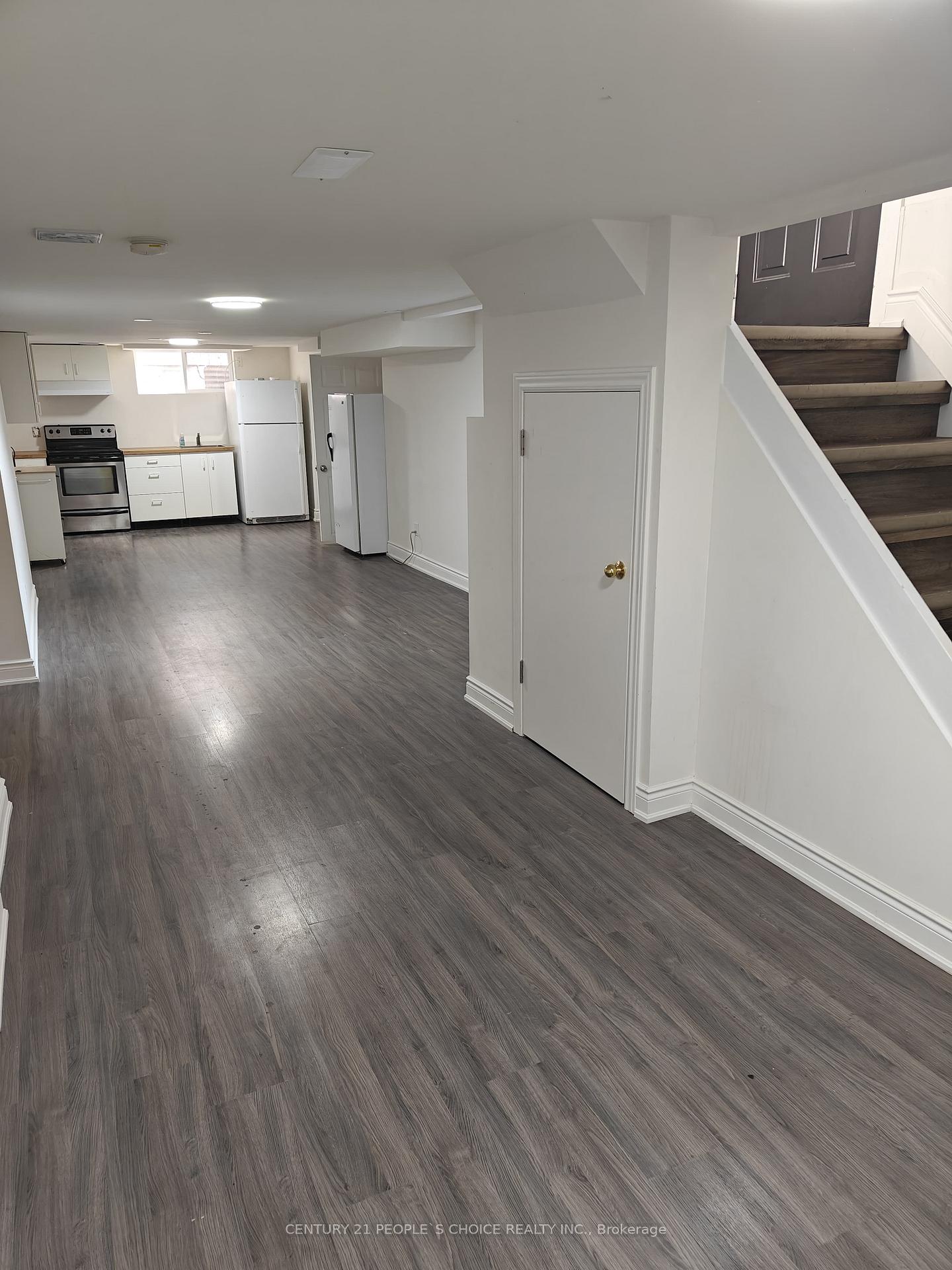 Photo 5 of 504 Bader Avenue, Oshawa, McLaughlin — HOMEH