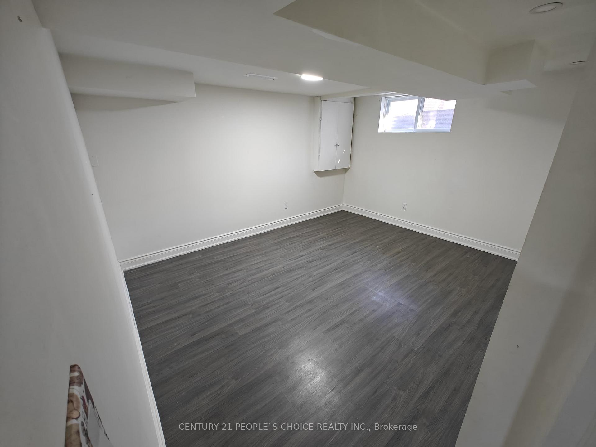 Photo 9 of 504 Bader Avenue, Oshawa, McLaughlin — HOMEH